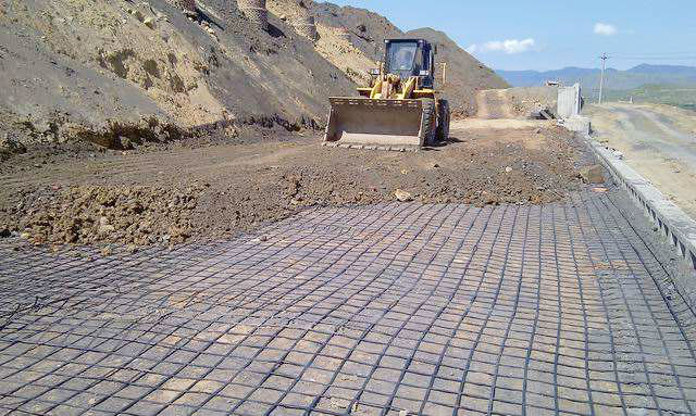 湖南陽光路邁新材料有限公司,土工格柵銷售,湖南波紋管 湖南陽光路邁新材料有限公司,土工格柵銷售,湖南波紋管